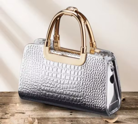 New Mini Fashion Women Purse Lighter for Women, Refillable Stylish Metal Gas Lighter - Silver