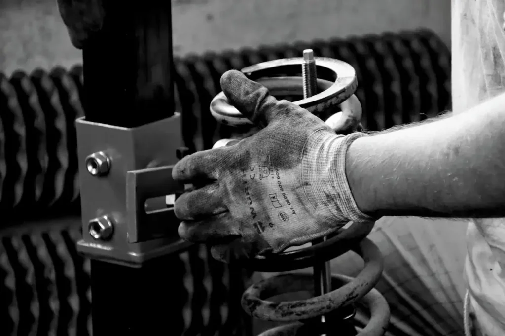 spring compressor tool