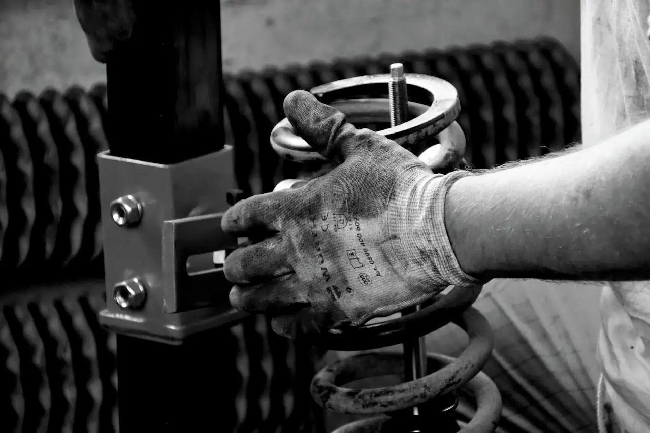 spring compressor tool